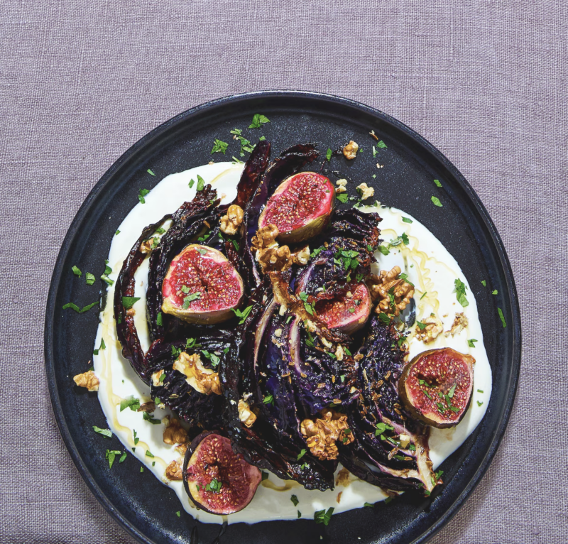 warme salade van rode kool